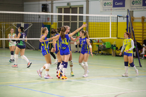 #FipavComo #VolleyAddictedVIRTUS CERMENATE 3 - GS RASTA’ 2Prima Divisione Femminile Como - 1^ GiornataCermenate (CO) - 14 ottobre 2022Gallery: www.volleyaddicted.comCredit: Morotti Matteo/VolleyAddicted.com