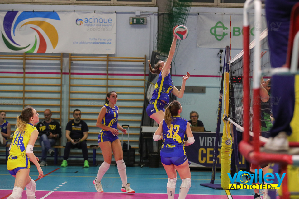 #FipavComo #VolleyAddicted

VIRTUS CERMENATE 3 - GS RASTA’ 1
Prima Divisione Femminile Como - 23^ Giornata
Cermenate (CO) - 22 maggio 2024

Gallery: www.volleyaddicted.com
Credit: Morotti Matteo/VolleyAddicted.com