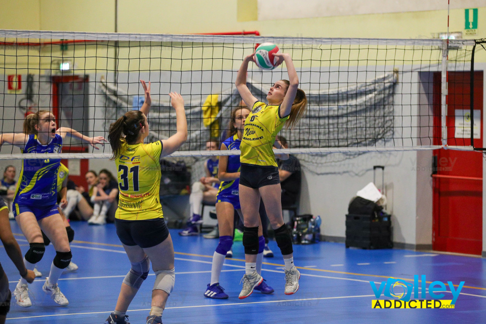 #FipavComo #VolleyAddictedPOL. INTERCOMUNALE 3 - VIRTUS CERMENATE 2Prima Divisione Femminile Como - 26^ GiornataCagno (CO) - 24 maggio 2024Gallery: www.volleyaddicted.comCredit: Morotti Matteo/VolleyAddicted.com