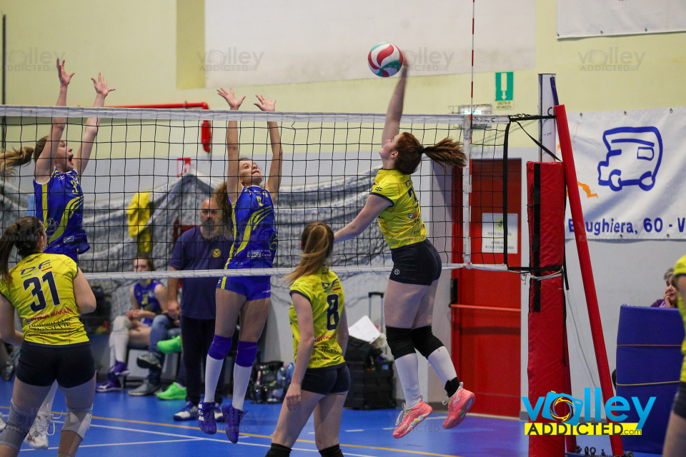 #FipavComo #VolleyAddictedPOL. INTERCOMUNALE 3 - VIRTUS CERMENATE 2Prima Divisione Femminile Como - 26^ GiornataCagno (CO) - 24 maggio 2024Gallery: www.volleyaddicted.comCredit: Morotti Matteo/VolleyAddicted.com