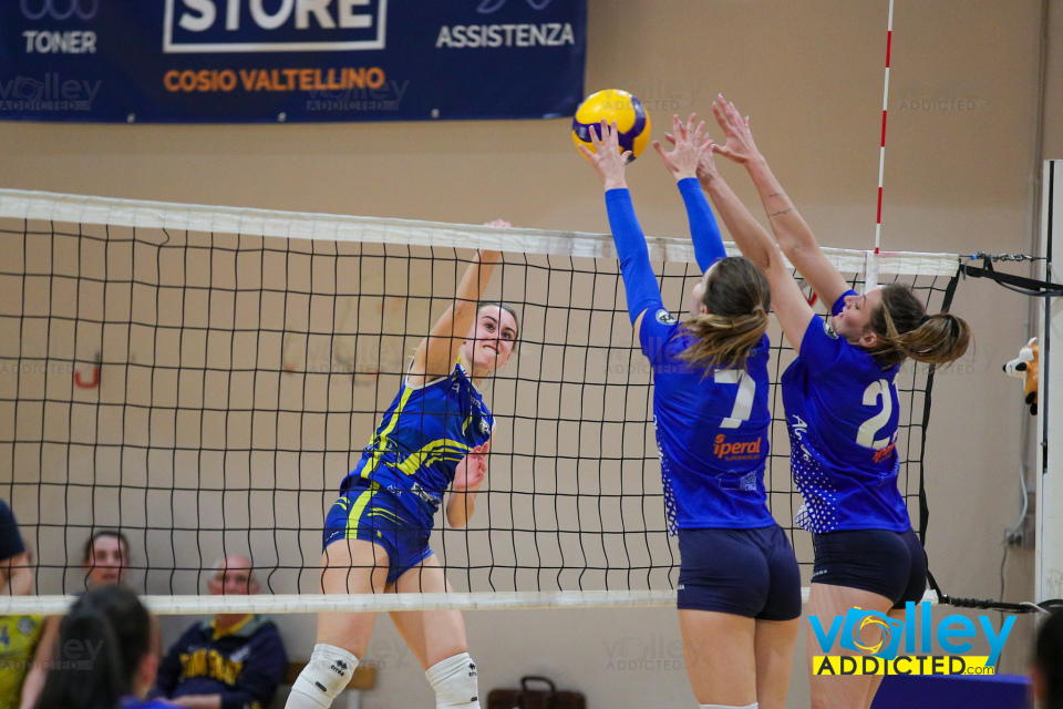 #FipavLombardia #VolleyAddicted

VOLLEY COLICO 3 - VIRTUS CERMENATE 2
Serie C Femminile 2023/24 Lombardia - 24^ Giornata
Colico (LC) - 27 aprile 2024

Gallery: www.volleyaddicted.com
Credit: Morotti Matteo/VolleyAddicted.com