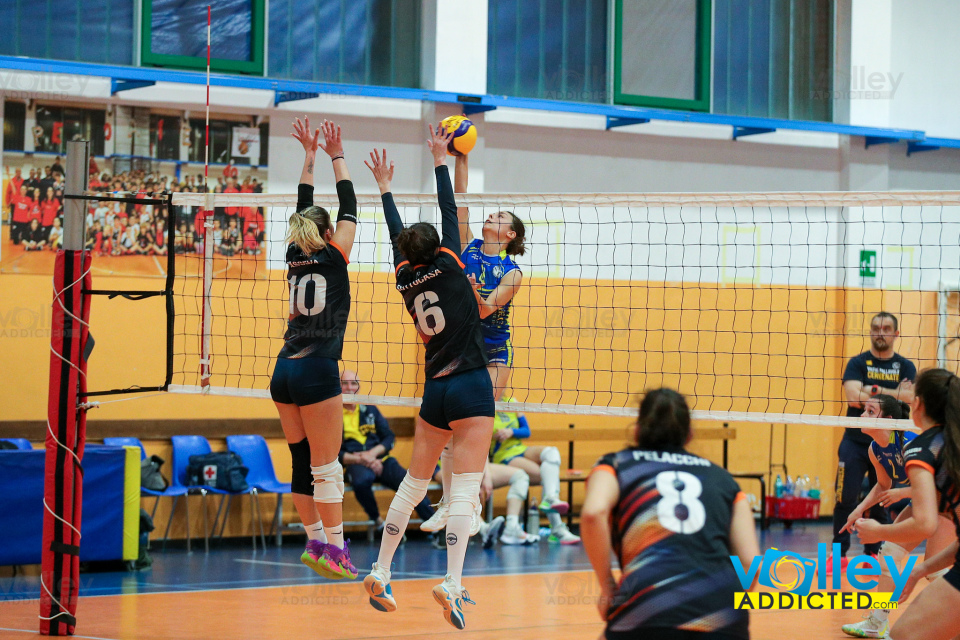 #FipavLombardia #VolleyAddictedPOL. VALMADRERA 3 - VIRTUS CERMENATE 2Serie C Femminile 2023/24 Lombardia - 26^ GiornataMalgrate (LC) - 11 maggio 2024Gallery: www.volleyaddicted.comCredit: Morotti Matteo/VolleyAddicted.com