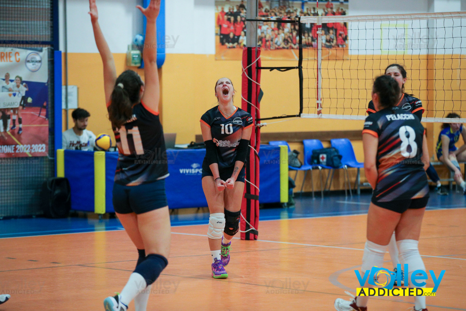 #FipavLombardia #VolleyAddictedPOL. VALMADRERA 3 - VIRTUS CERMENATE 2Serie C Femminile 2023/24 Lombardia - 26^ GiornataMalgrate (LC) - 11 maggio 2024Gallery: www.volleyaddicted.comCredit: Morotti Matteo/VolleyAddicted.com