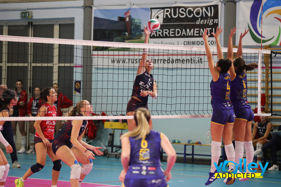 #FipavLombardia #VolleyAddictedBIANCHI GROUP CERMENATE 3 - ITALTEX CABIATE 0Serie C Femminile 2024/25 Lombardia - 1^ GiornataCermenate (CO) - 12 ottobre 2024Gallery: www.volleyaddicted.comCredit: Morotti Matteo/VolleyAddicted.com