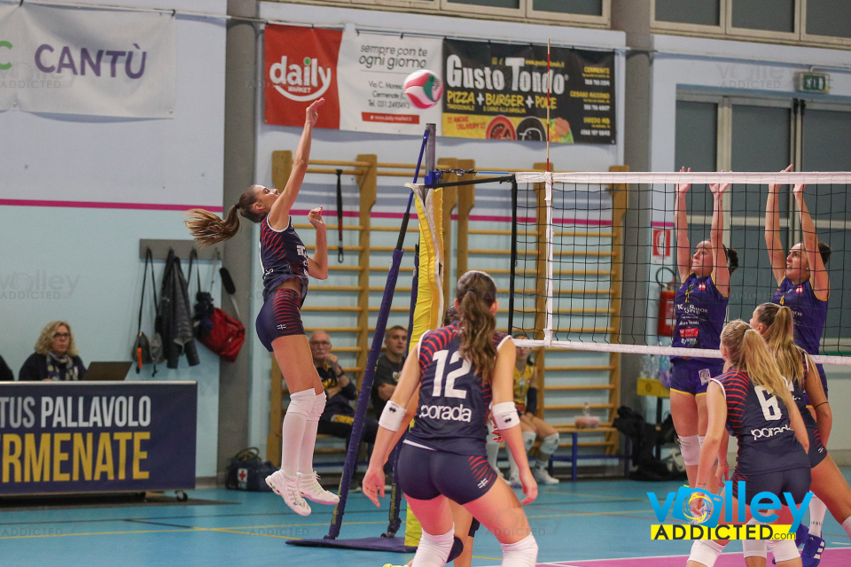 #FipavLombardia #VolleyAddictedBIANCHI GROUP CERMENATE 3 - ITALTEX CABIATE 0Serie C Femminile 2024/25 Lombardia - 1^ GiornataCermenate (CO) - 12 ottobre 2024Gallery: www.volleyaddicted.comCredit: Morotti Matteo/VolleyAddicted.com