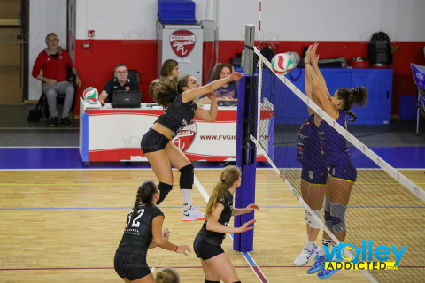 #FipavLombardia #VolleyAddictedFUTURA VOLLEY GIOVANI 0 - BIANCHI GROUP CERMENATE 3Serie C Femminile 2024/25 Lombardia - 2^ GiornataBusto Arsizio (VA) - 19 ottobre 2024Gallery: www.volleyaddicted.comCredit: Morotti Matteo/VolleyAddicted.com