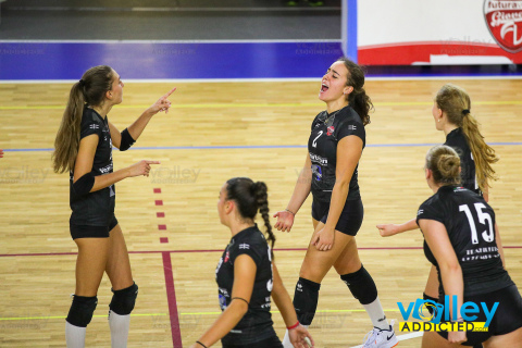 #FipavLombardia #VolleyAddictedFUTURA VOLLEY GIOVANI 0 - BIANCHI GROUP CERMENATE 3Serie C Femminile 2024/25 Lombardia - 2^ GiornataBusto Arsizio (VA) - 19 ottobre 2024Gallery: www.volleyaddicted.comCredit: Morotti Matteo/VolleyAddicted.com