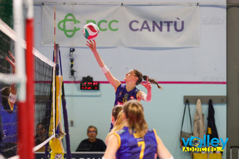 #FipavLombardia #VolleyAddictedRUSCONI ARREDAMENTI CERMENATE 3VOLLEY TEAM BIANZA 03^ Giornata Serie D FemminileCermenate (CO) - 12 ottobre 2024Gallery: www.volleyaddicted.comCredit: Morotti Matteo/VolleyAddicted.com