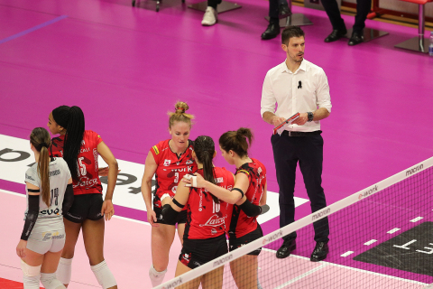 #iLoveVolley #VolleyAddicted E-WORK BUSTO ARSIZIO 0 - PROSECCO DOC IMOCO CONEGLIANO 3Gara 2 Quarti di Finale Serie A1 Femminile 2022/2023E-Work Arena - Busto Arsizio (VA) - 18 aprile 2023Gallery: www.volleyaddicted.comCredit: Morotti Matteo/www.VolleyAddicted.com