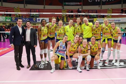 #iLoveVolley #VolleyAddicted E-WORK BUSTO ARSIZIO 0 - PROSECCO DOC IMOCO CONEGLIANO 3Gara 2 Quarti di Finale Serie A1 Femminile 2022/2023E-Work Arena - Busto Arsizio (VA) - 18 aprile 2023Gallery: www.volleyaddicted.comCredit: Morotti Matteo/www.VolleyAddicted.com