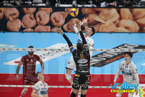 #DelMonteCoppa
#SuperLega #VolleyAddicted

Final Four Del Monte® Coppa Italia 2024 - Semifinale
SIR SUSA VIM PERUGIA 3 - ALLIANZ MILANO 2

Unipol Arena, Casalecchio di Reno (BO) - 27 gennaio 2024

Gallery: www.volleyaddicted.com
Credit: Morotti Matteo/VolleyAddicted.com