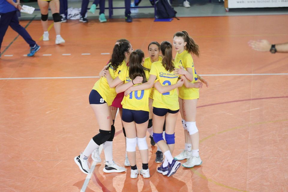 #FipavComo #VolleyAddicted #AeQuilibriumCup #TrofeodeiTerritoriMANTOVA F 1 - COMO F 2Trofeo dei Territori - AeQuilibrium Cup - Lombardia 2023Brescia - 28 maggio 2023Gallery: www.volleyaddicted.comCredit: Morotti Matteo/VolleyAddicted.com